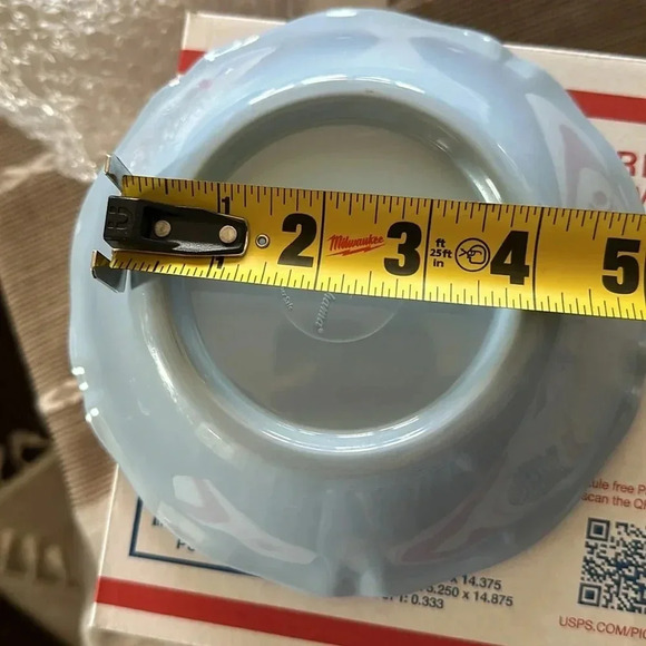 Tommy Bahama melamine cereal/salad bowls - Picture 8 of 8